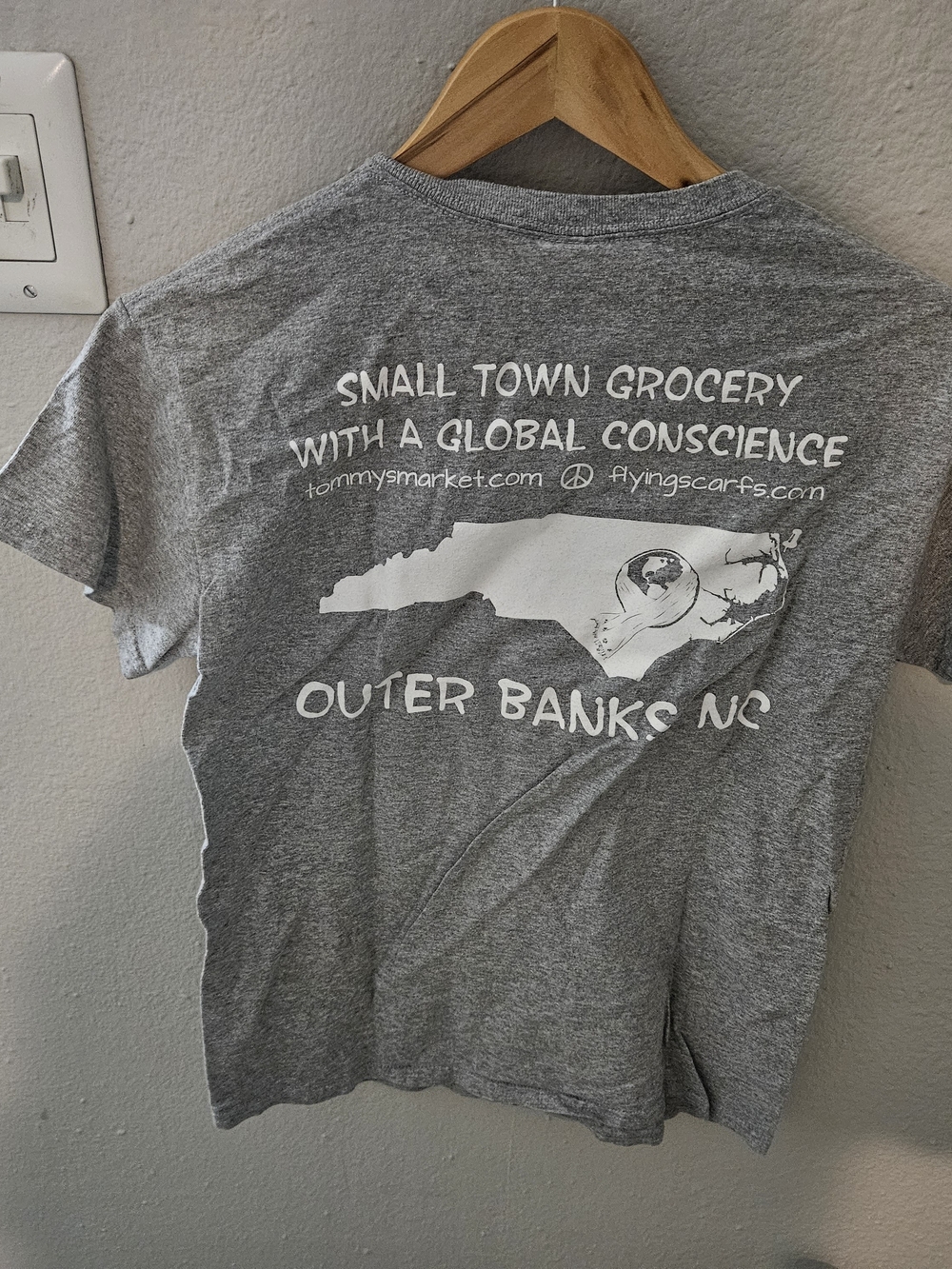 Gildan Gray Short-Sleeve Tee with White Natural Foods Logo - Picture 4 of 6